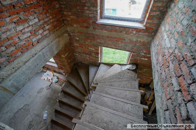 Двухэтажный дом с современной планировкой