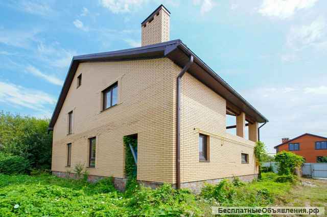 Двухэтажный дом с современной планировкой