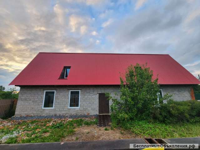 Здание с участком