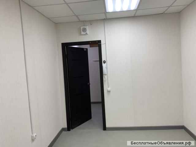 Сдаю в аренду офисное помещение 11 м2 в городе Омск