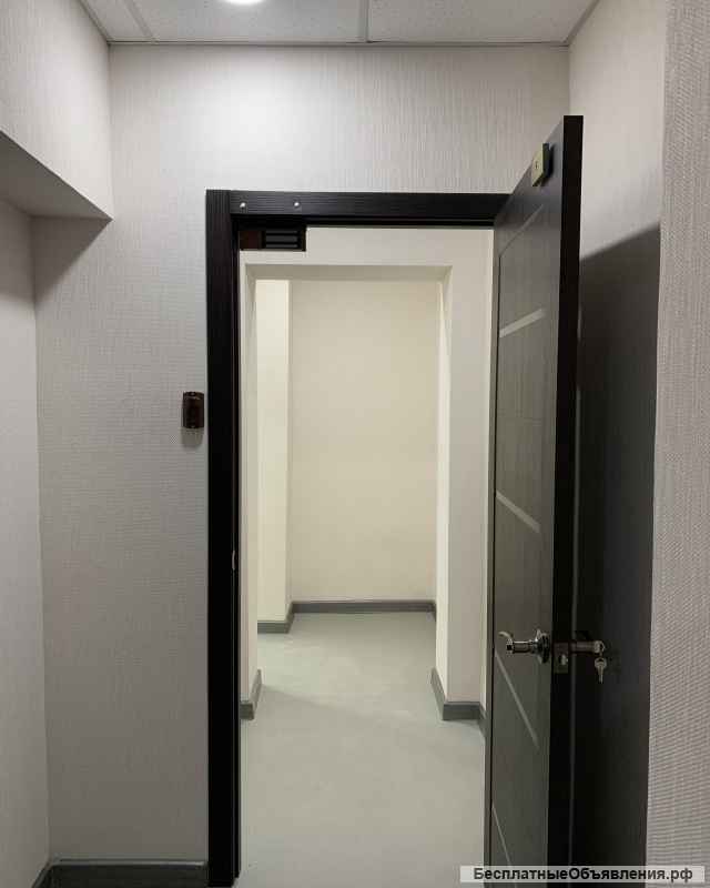 Сдаю в аренду офис 15 м2 в городе Омск, 10 Лет Октября 109