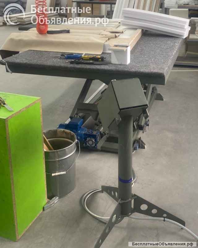 Стол подъемный ножничного типа с электроприводом