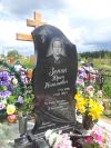 Памятники из гарнита
