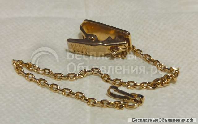 Зажим с цепочкой для аксессуаров, мало б/у