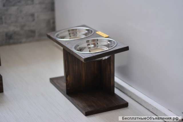 Кормушка, подставка для мисок для собак крупных пород