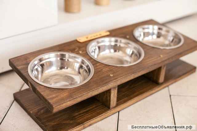 Кормушка, подставка с мисками для кошек и собак малых пород