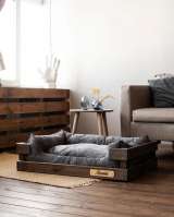 Лежанка для собак средних пород