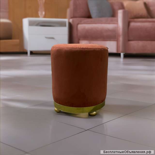 Красный пуф