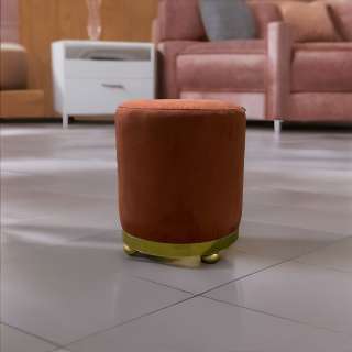 Красный пуф