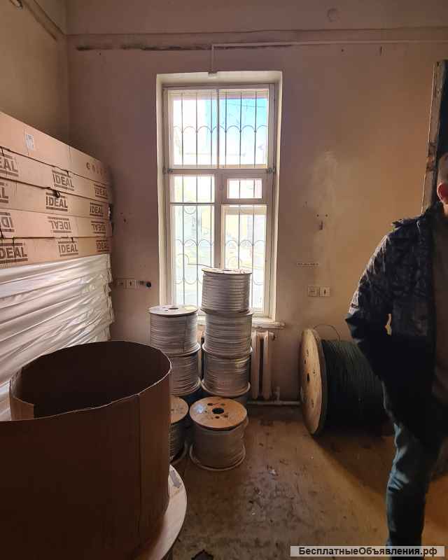 Одноэтажное нежилое здание