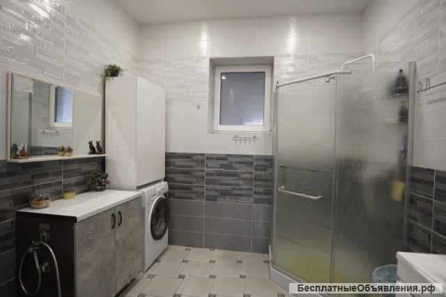 Большой дом с хорошим ремонтом