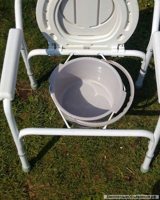 Санитарный стул