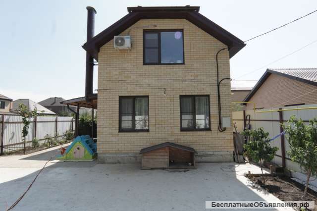 Двухэтажный дом с газом и ремонтом