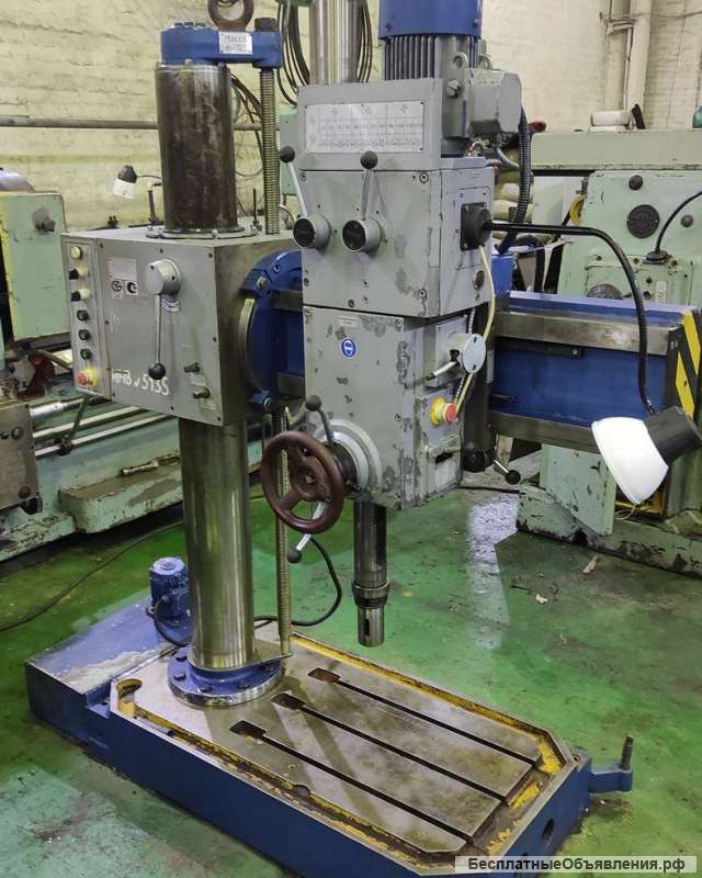 Радиально-сверлильный станок, 2к522