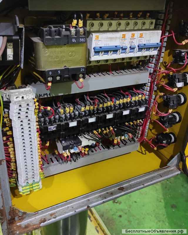 Радиально-сверлильный станок, 2к522