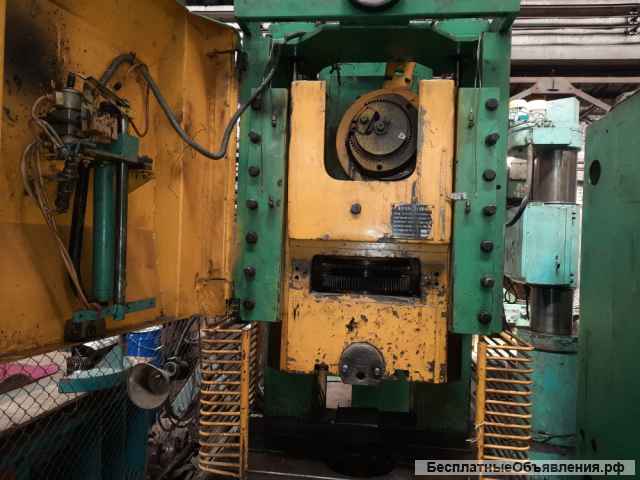 Пресс однокривошипный ненаклоняемый КЕ2130 (100т)