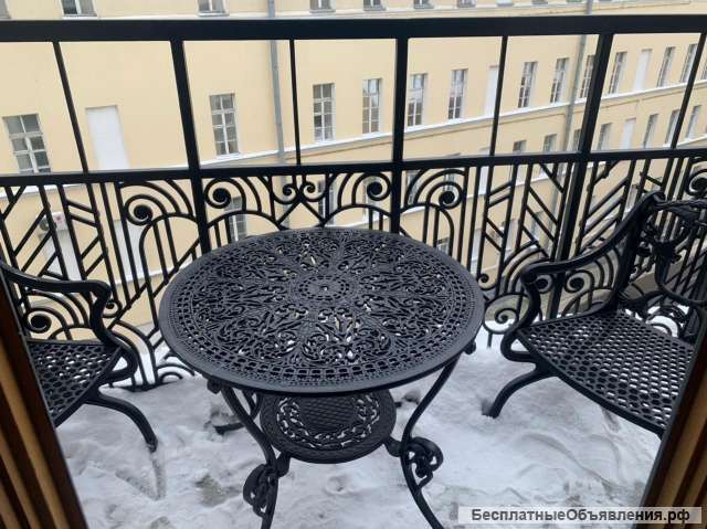 Кресло художественное из чугуна