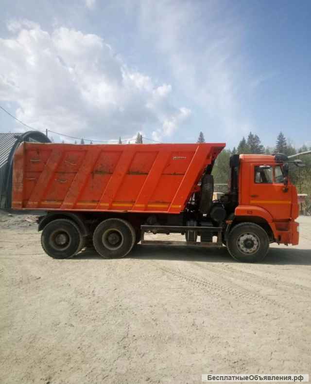 Самосвал КАМАЗ-6520