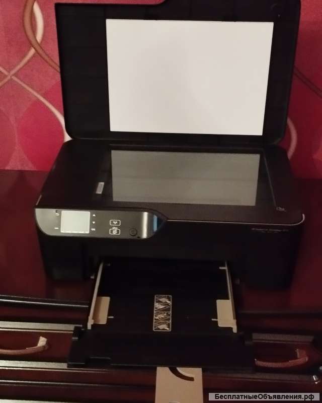 Принтер HP Deskjet Ink Advantage 3525