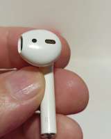 Наушники Apple AirPods 2 A2032 с кейсом A1602
