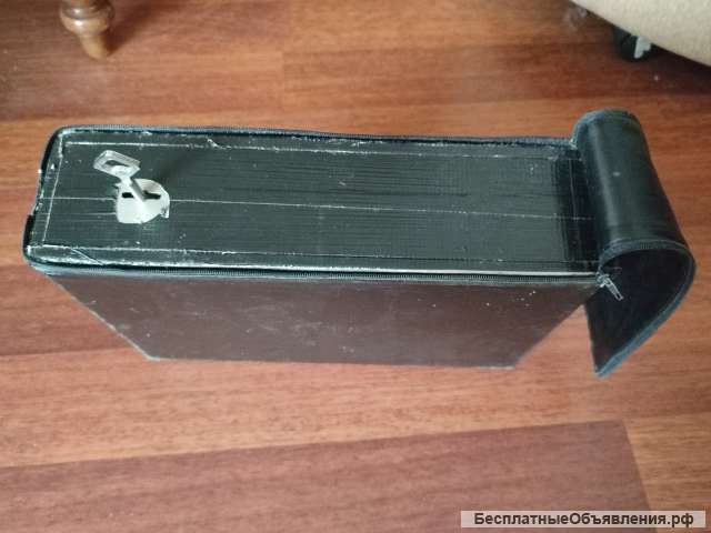 Сейф-чемоданчик, кожзам 33-25-8 см