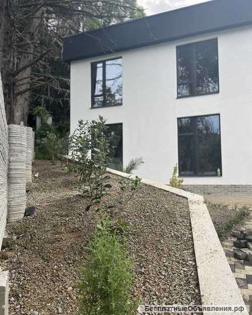 Дом 200 м2 на участке 5 соток