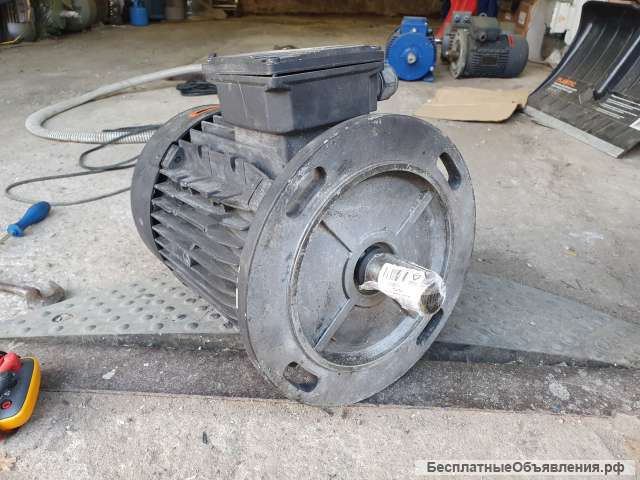 Электродвигатель 5.0 кВт 2910 об/мин флянец AMHE112MAA2 (Lafert) 2.2/3/4/5.5/7.5/11кВт