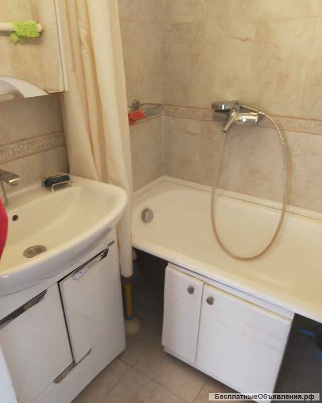 Двухкомнатную квартиру общей площадью 51 кв.м., Москва, м.Теплый стан