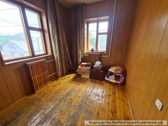 Дом район улиц Месароша и Абдраева