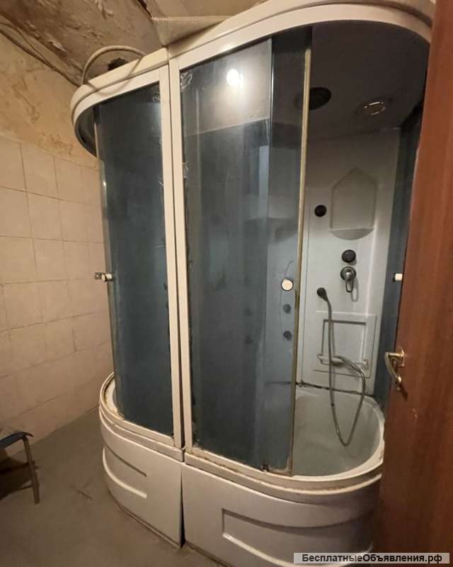 Сдаю комнату в семейном общежитии