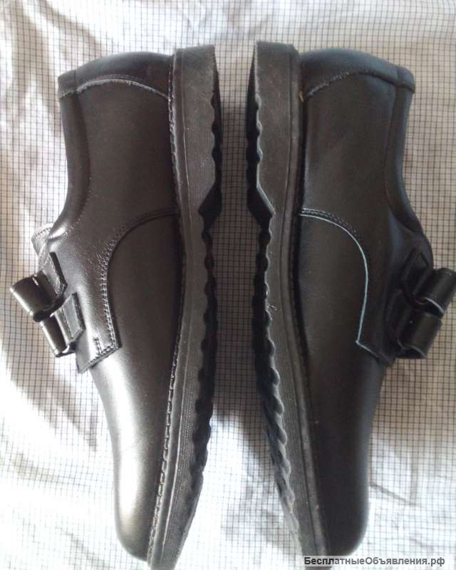 Туфли демесезонные кожанные, новые
