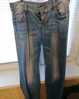 Джинсы женские