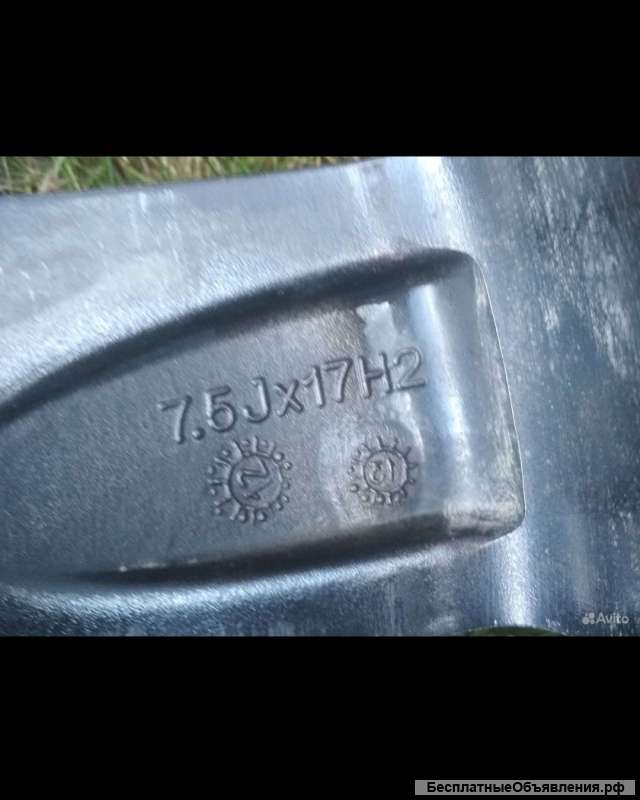 Колёса R17 в сборе, на литье