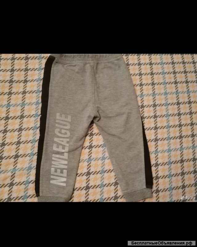 Отдам даром детские вещи