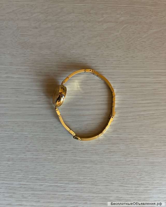 Женские часы (швейцария). Позолота.