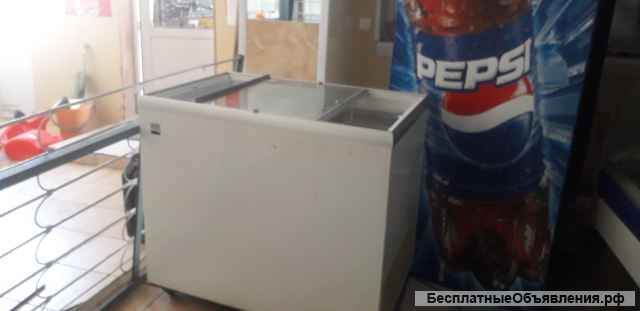 Холодильные витрины и стелажи