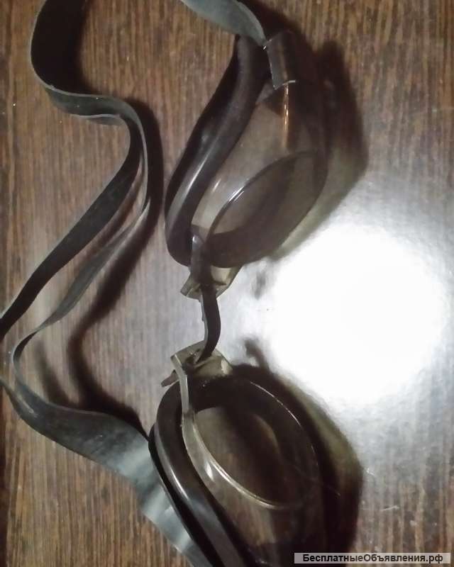 Новые очки для плавания