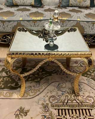 Журнальный столик