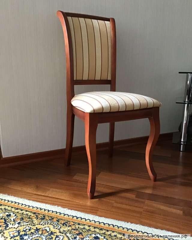 4 буковых стула