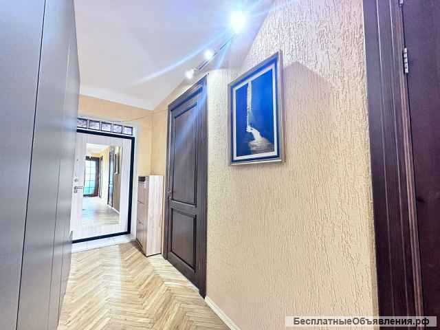 Сдаём трёхстороннюю 5ккв в центре СПб