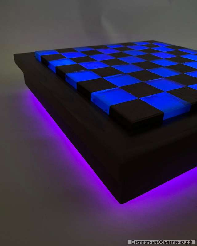 Шахматы с подсветкой