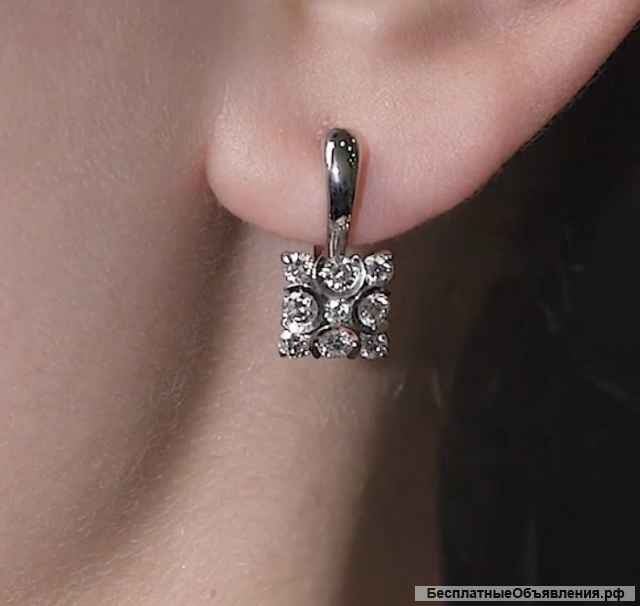 Серьги из белого золота с 18 бриллиантами 8,6 кт