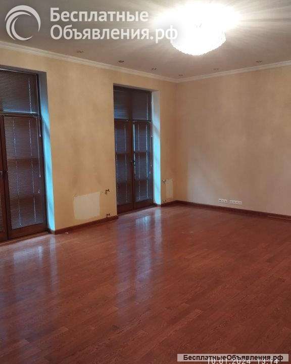 3-к квартира, 150 м², 3/6 эт