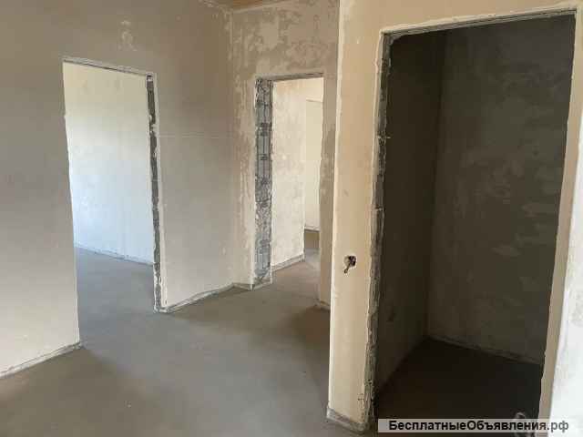 Жилой дом с земельным участком в Брусянах