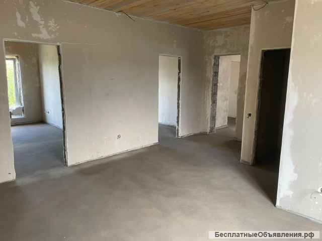 Жилой дом с земельным участком в Брусянах