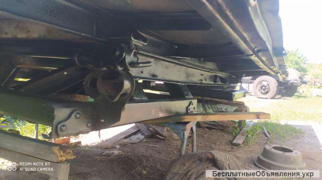 Платформа прицепа 2 ПТС 4 на кругу