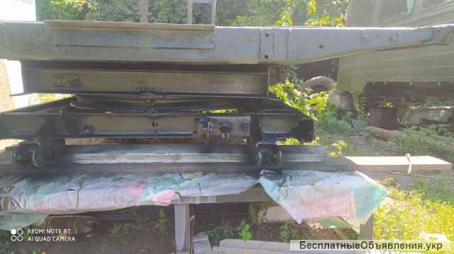 Платформа прицепа 2 ПТС 4 на кругу