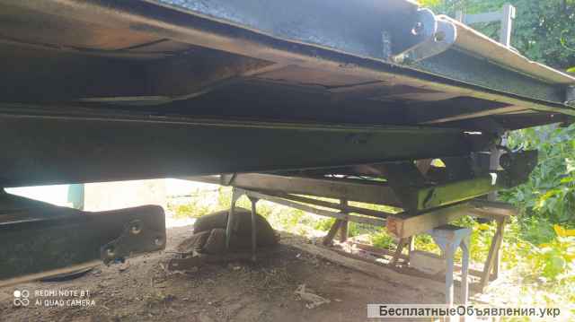 Платформа прицепа 2 ПТС 4 на кругу