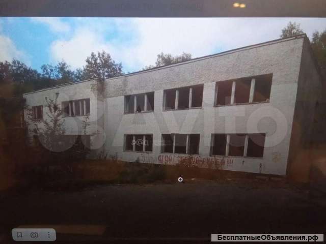 Здание, 1270 м²