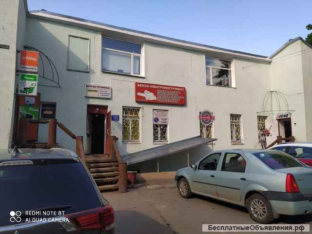 Магазин "Рабочий инструмент" в Гатчине